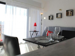 Studio lumineux à 50m de la plage, grand balcon, parking, animaux acceptés, ménage inclus - FR-1-229C-67